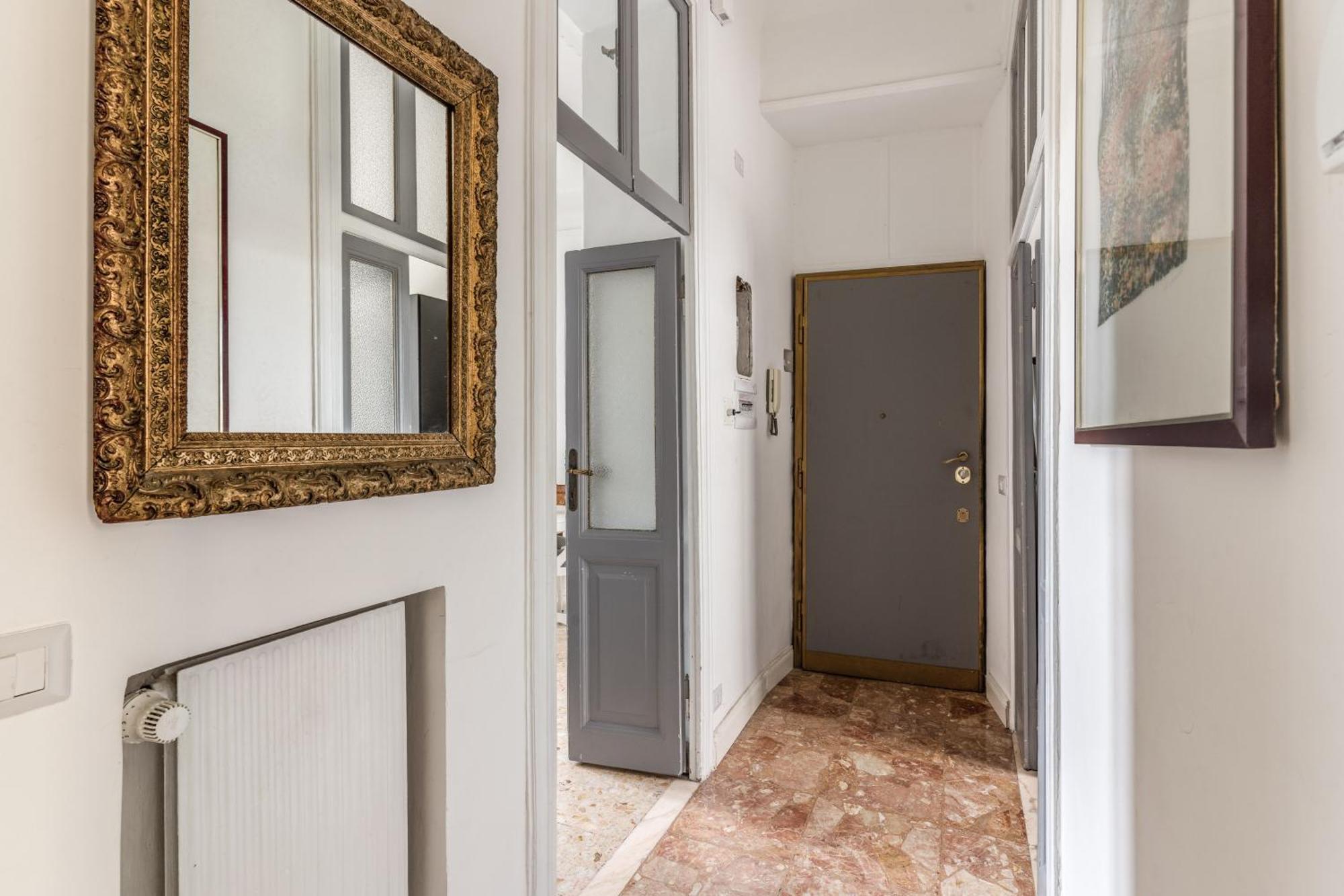 Lovely Renovated Flat By Vatican Appartement *