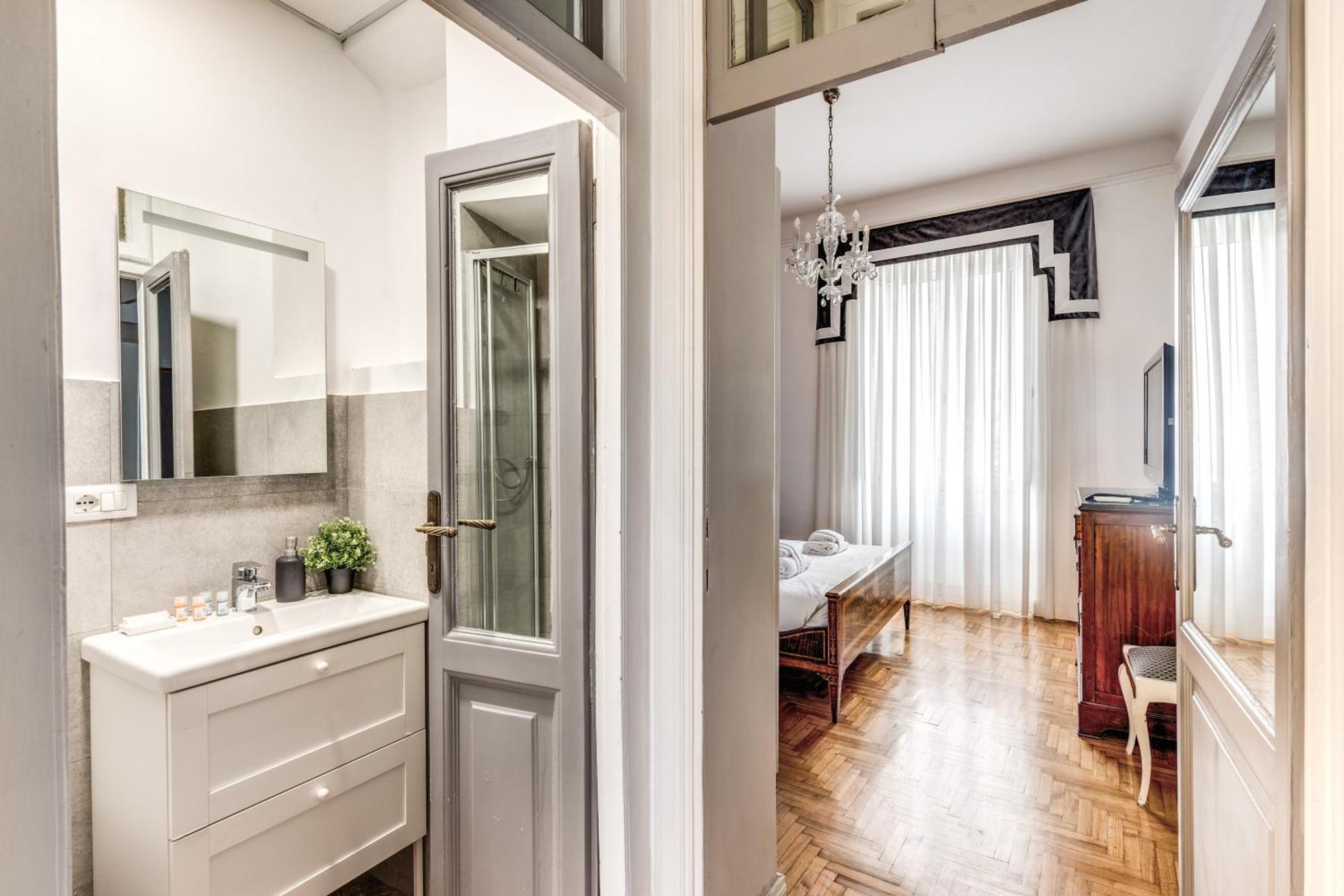 Lovely Renovated Flat By Vatican Appartement *